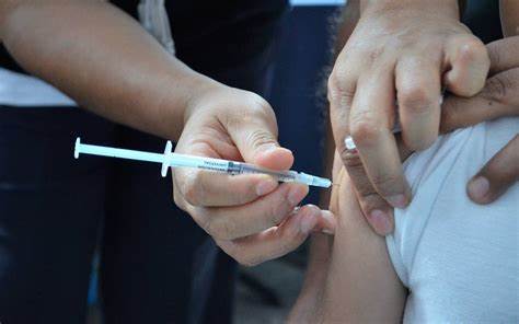 Inicia vacunación de 30 a 39 años Primera Dosis AstraZeneca.